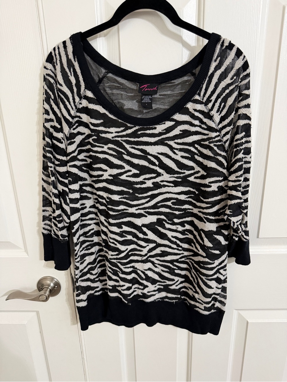 Torrid Size 1 Black Cream Zebra Semi-Sheer 3/4 Sleeve Sweater Top